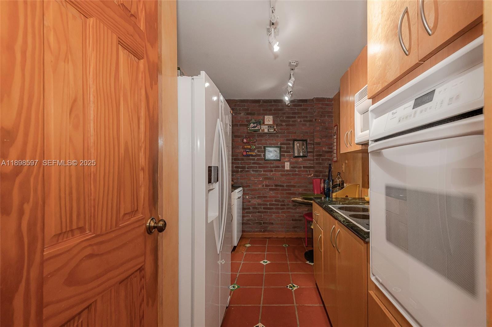 1865 79th St Causeway 5A, North Bay Village, FL 33141 photo 13