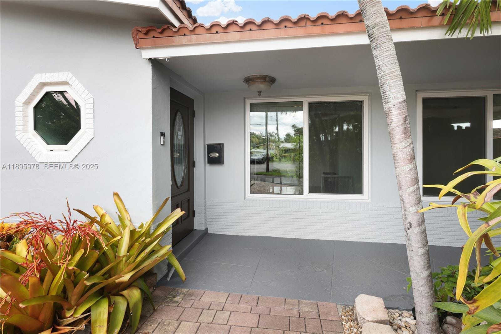 1831 NW 33rd Street, Oakland Park, FL 33309 photo 2