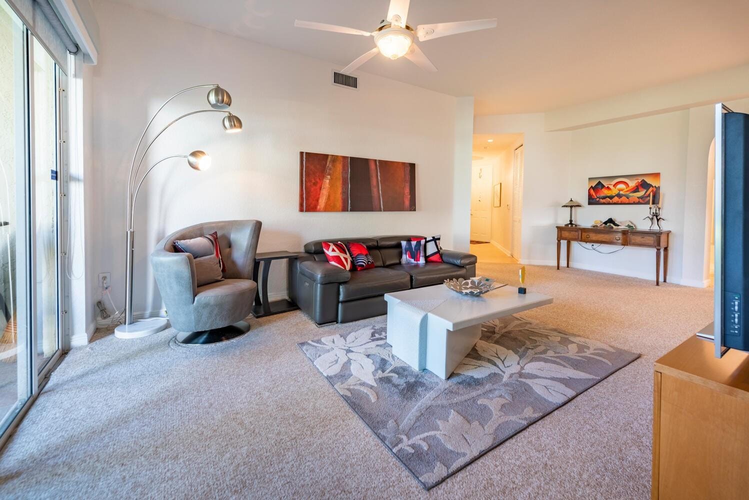 7867 Exeter Boulevard 101 — photo 3