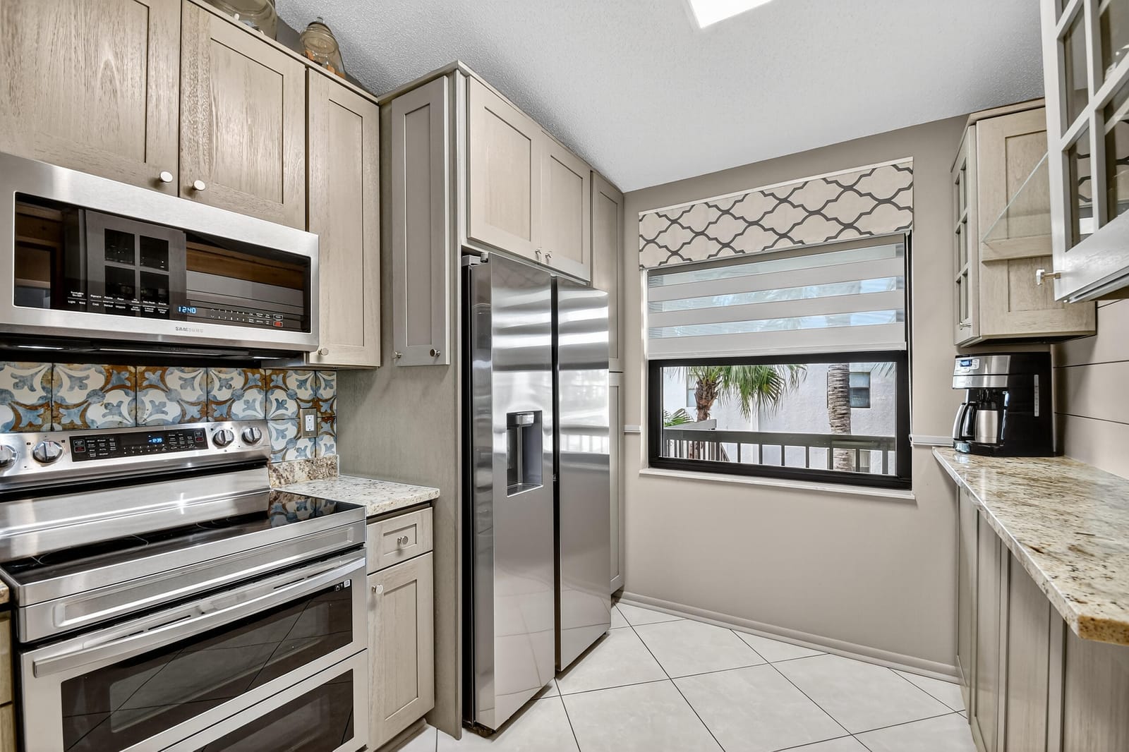 7578 Tahiti Lane 201, Lake Worth, FL 33467