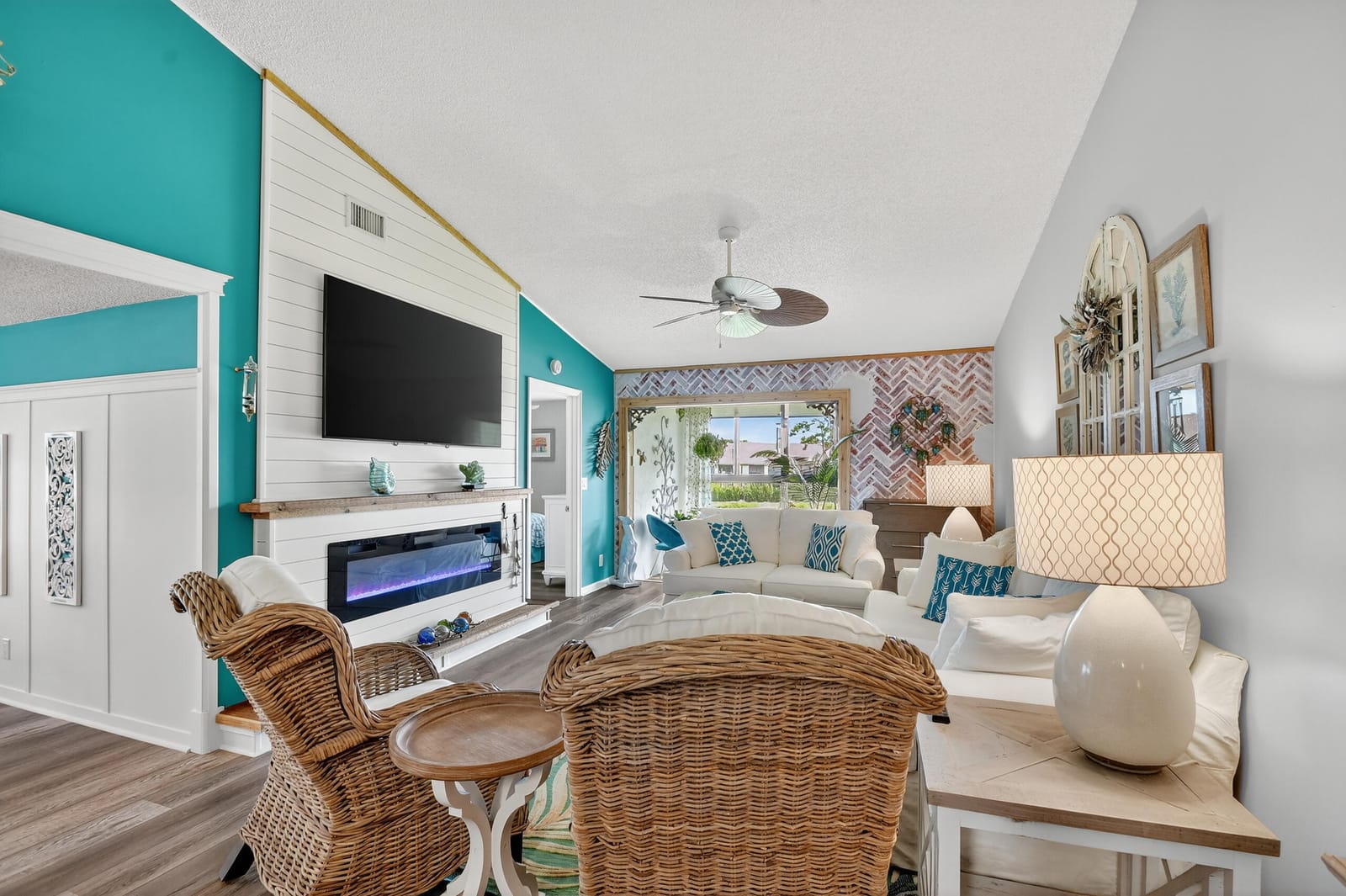 7578 Tahiti Lane 201, Lake Worth, FL 33467 photo 13