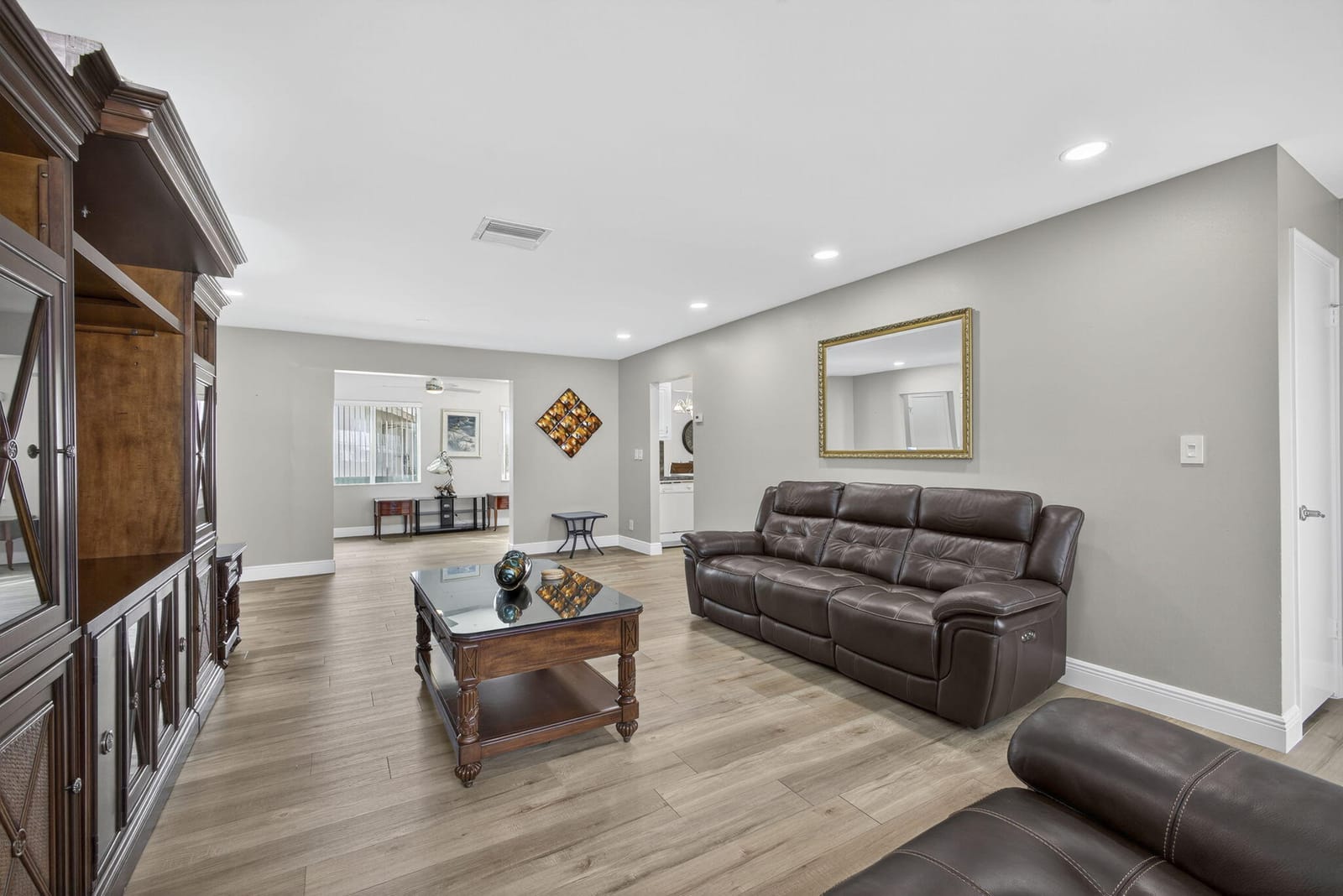 1703 SW 16th Street — photo 8