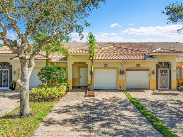 9815 Galleon Drive, West Palm Beach, FL 33411