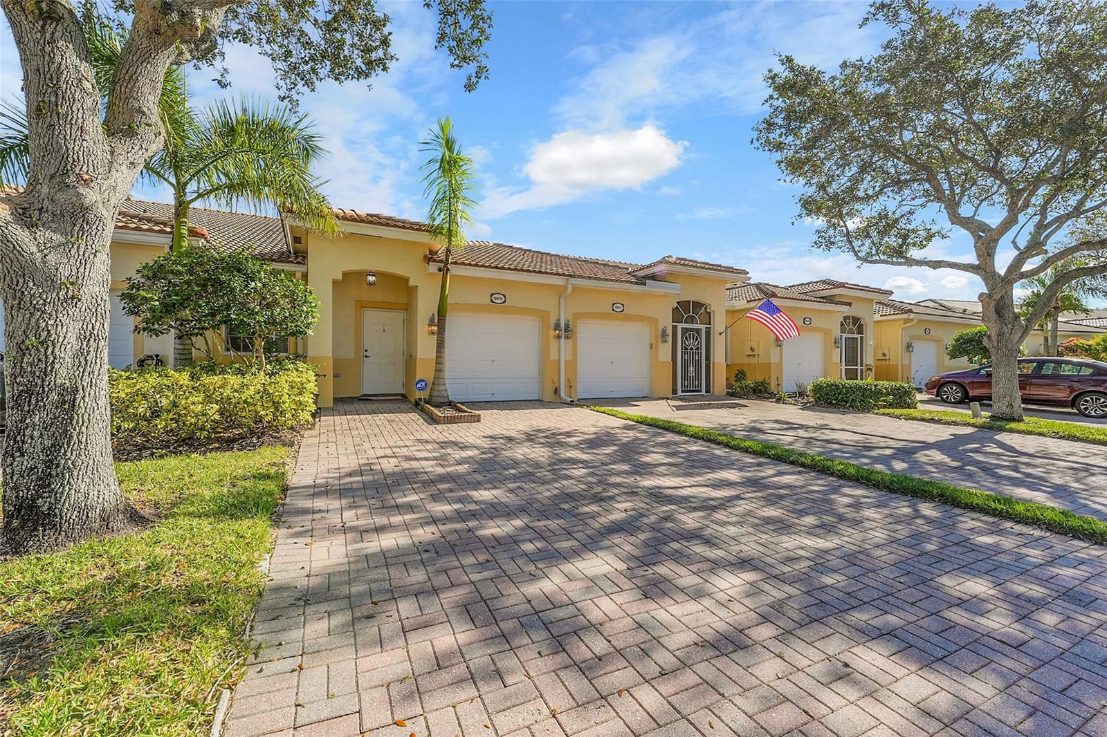 9815 Galleon Drive — photo 3