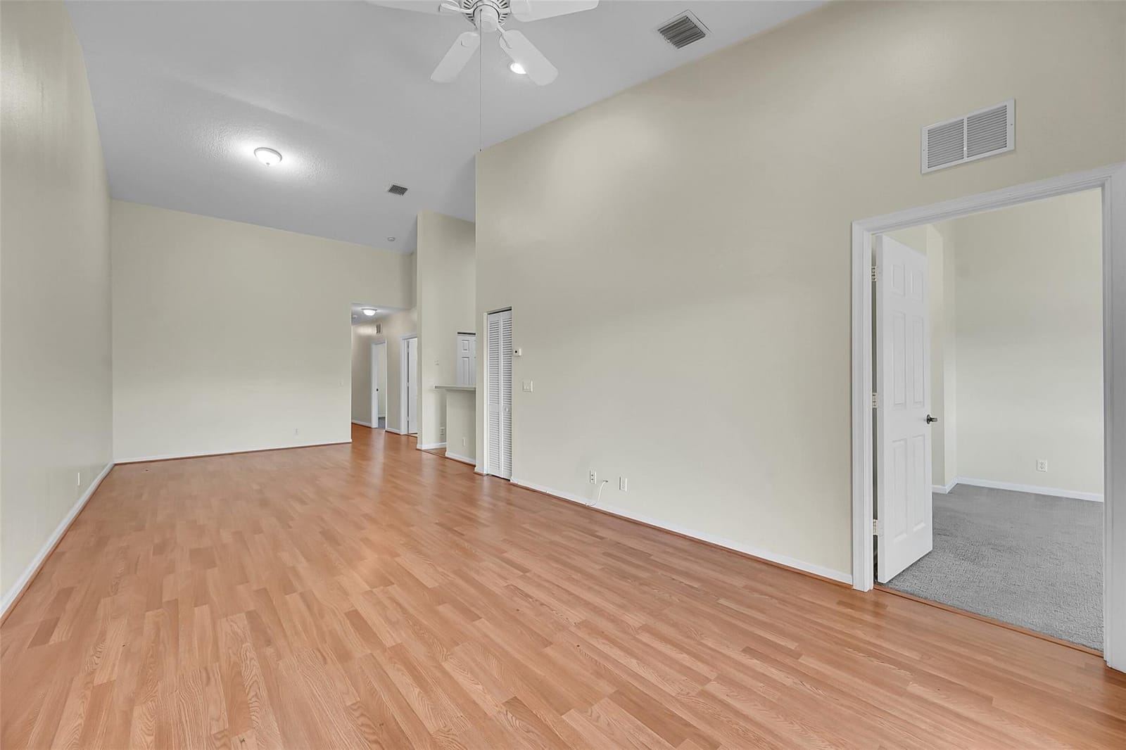 9815 Galleon Drive — photo 8