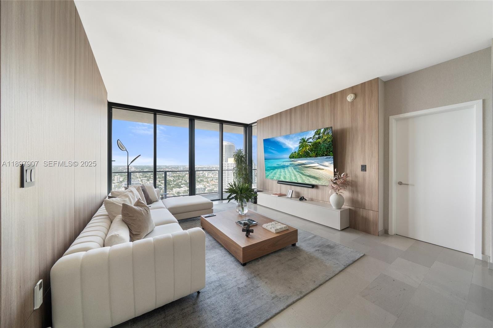 88 SW 7th Street 3910 — photo 11