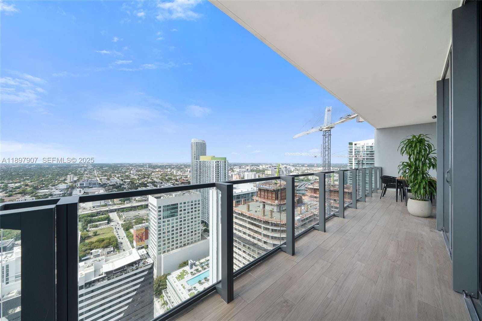 88 SW 7th Street 3910, Miami, FL 33130 photo 13