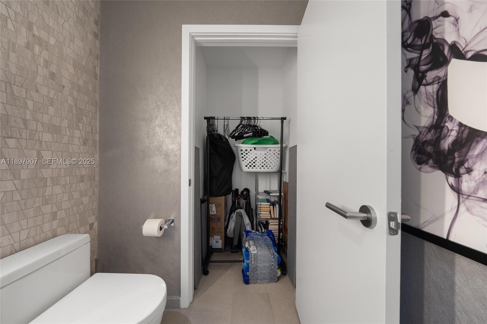 88 SW 7th Street 3910, Miami, FL 33130 photo 17