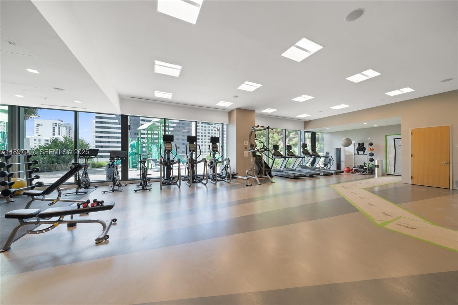 88 SW 7th Street 3910, Miami, FL 33130 photo 29
