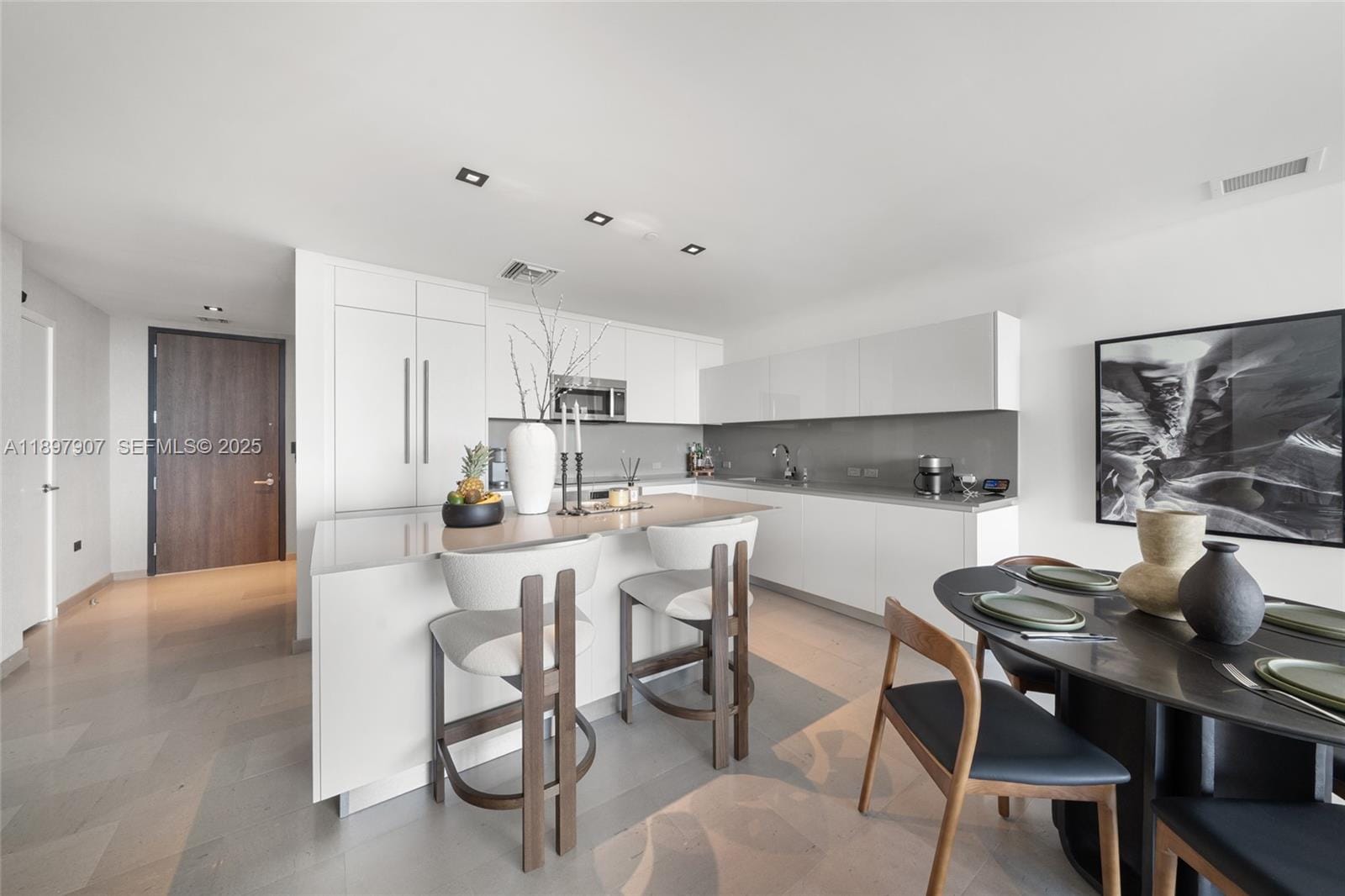 88 SW 7th Street 3910 — photo 7