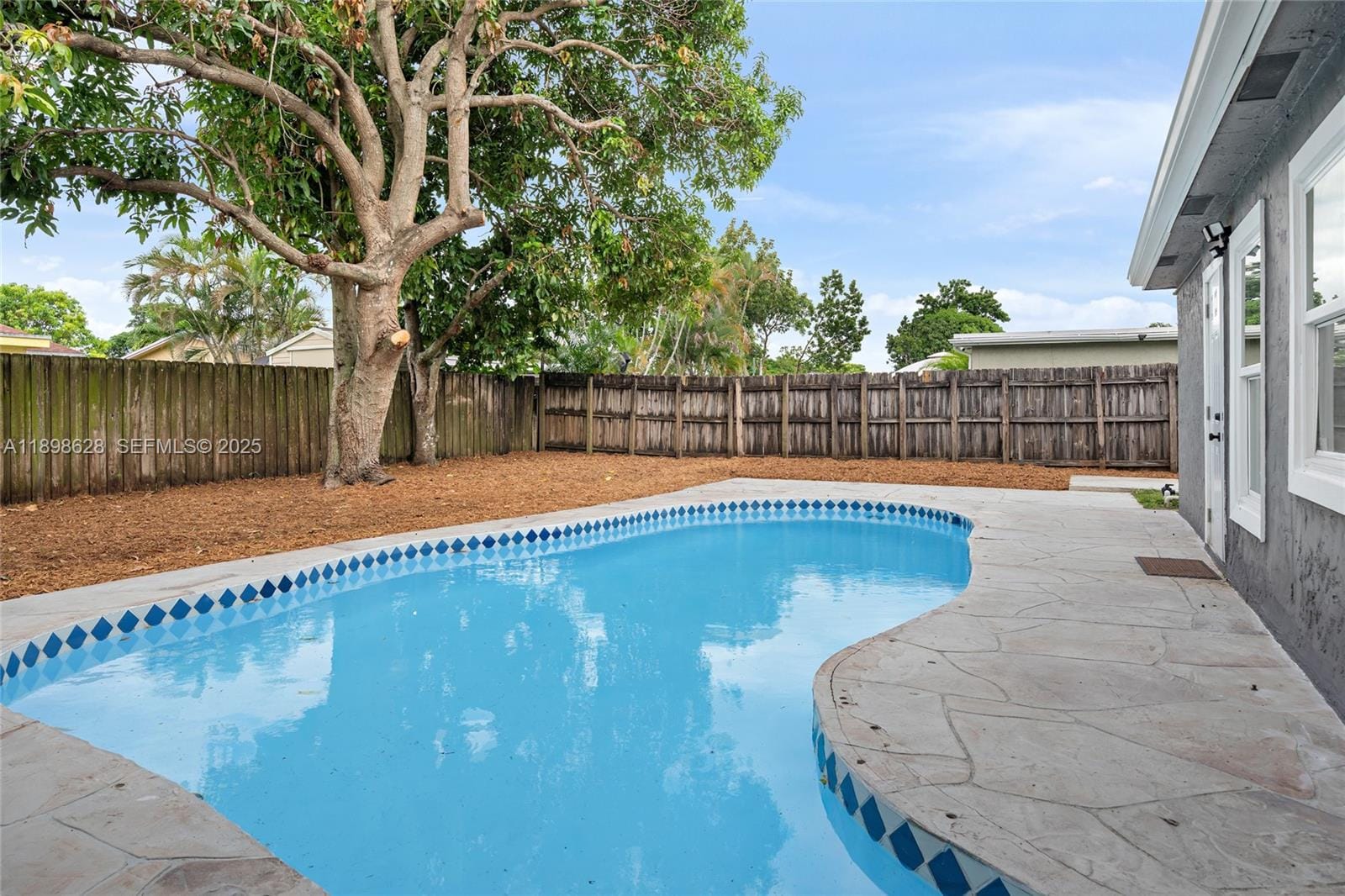 7705 Kimberly Boulevard, North Lauderdale, FL 33068 photo 4