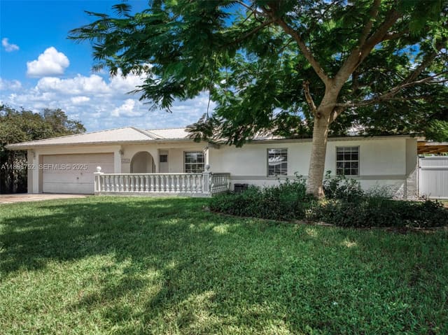 4912 Whiting, Sebring, FL 33870