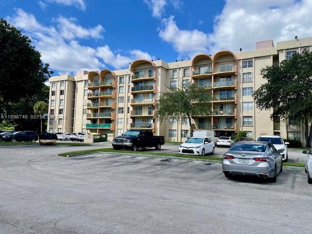 9350 Fontainebleau Boulevard 408, Miami, FL 33172, Miami