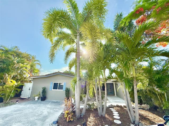 2200 NE 19th Avenue, Wilton Manors, FL 33305