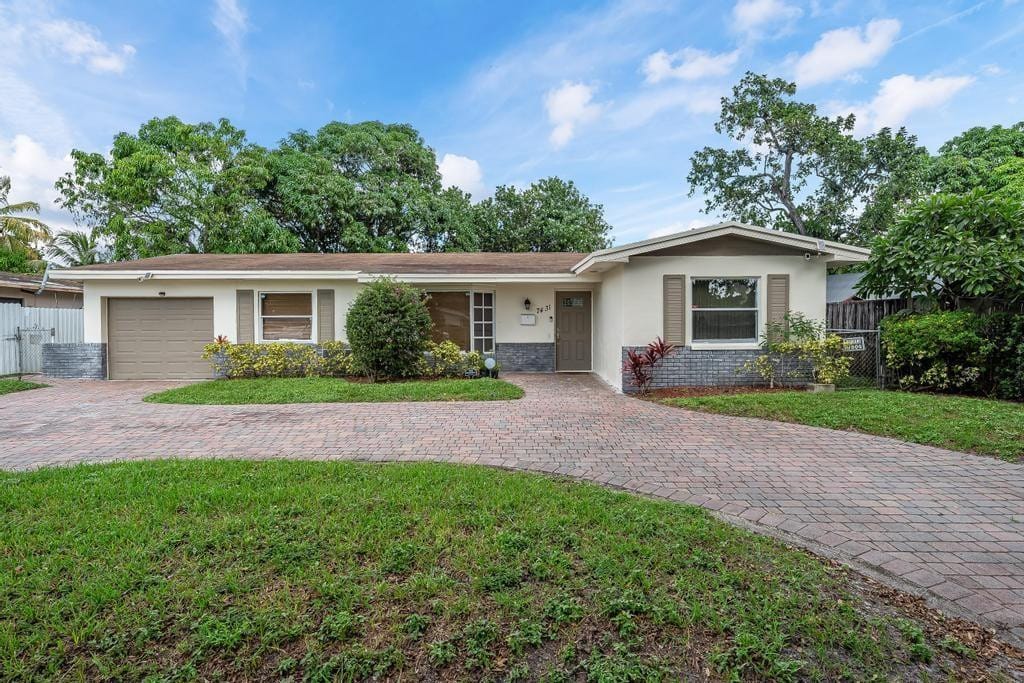7431 Arthur Street, Hollywood, FL 33024