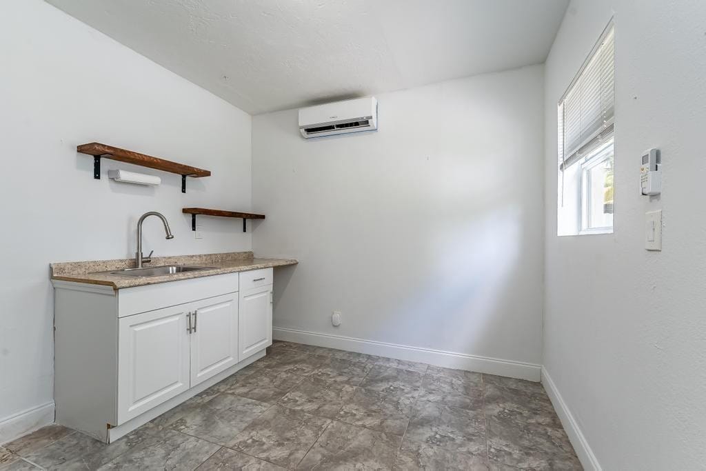 7431 Arthur Street — photo 12