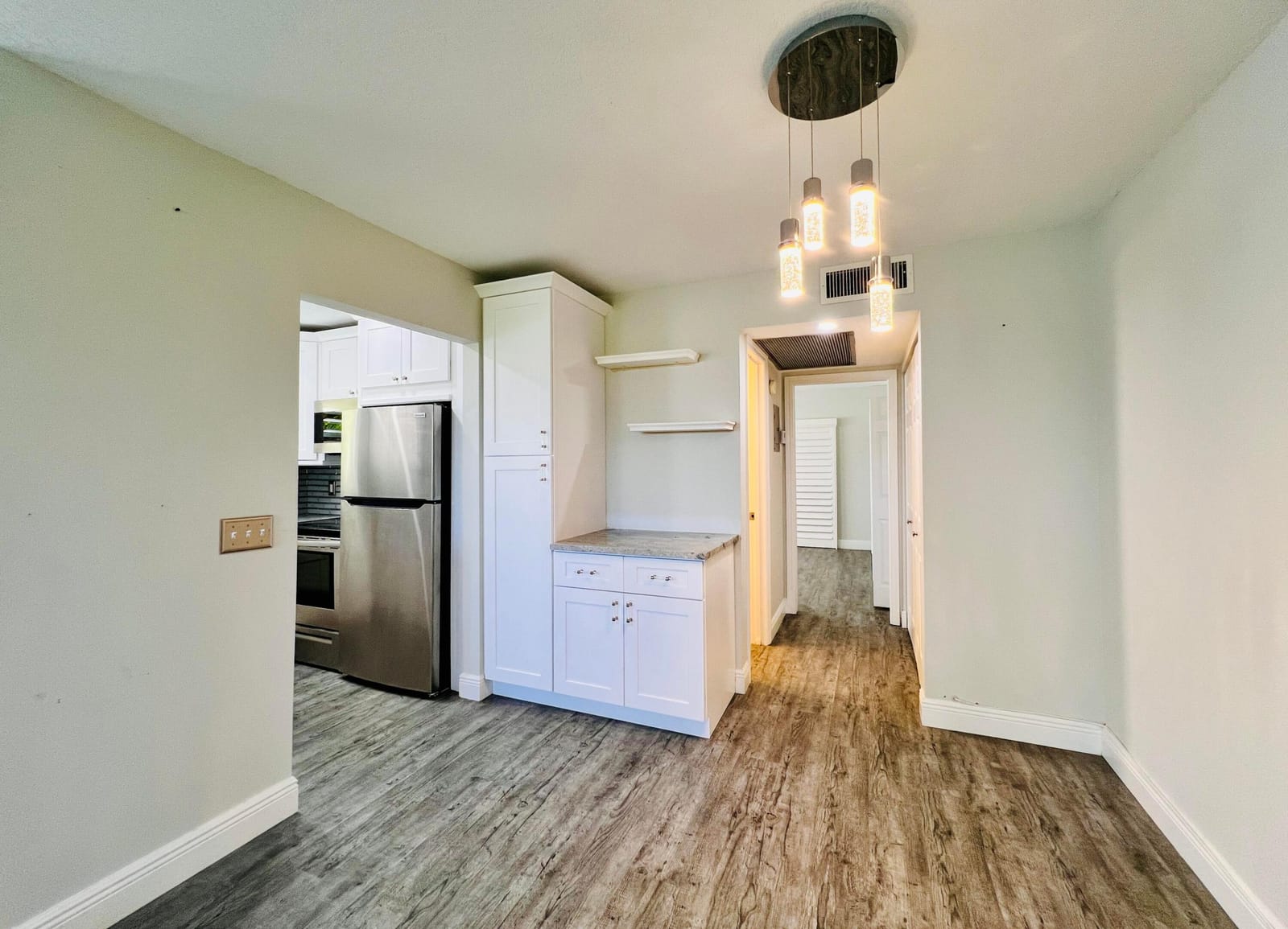 126 Sheffield F — photo 3