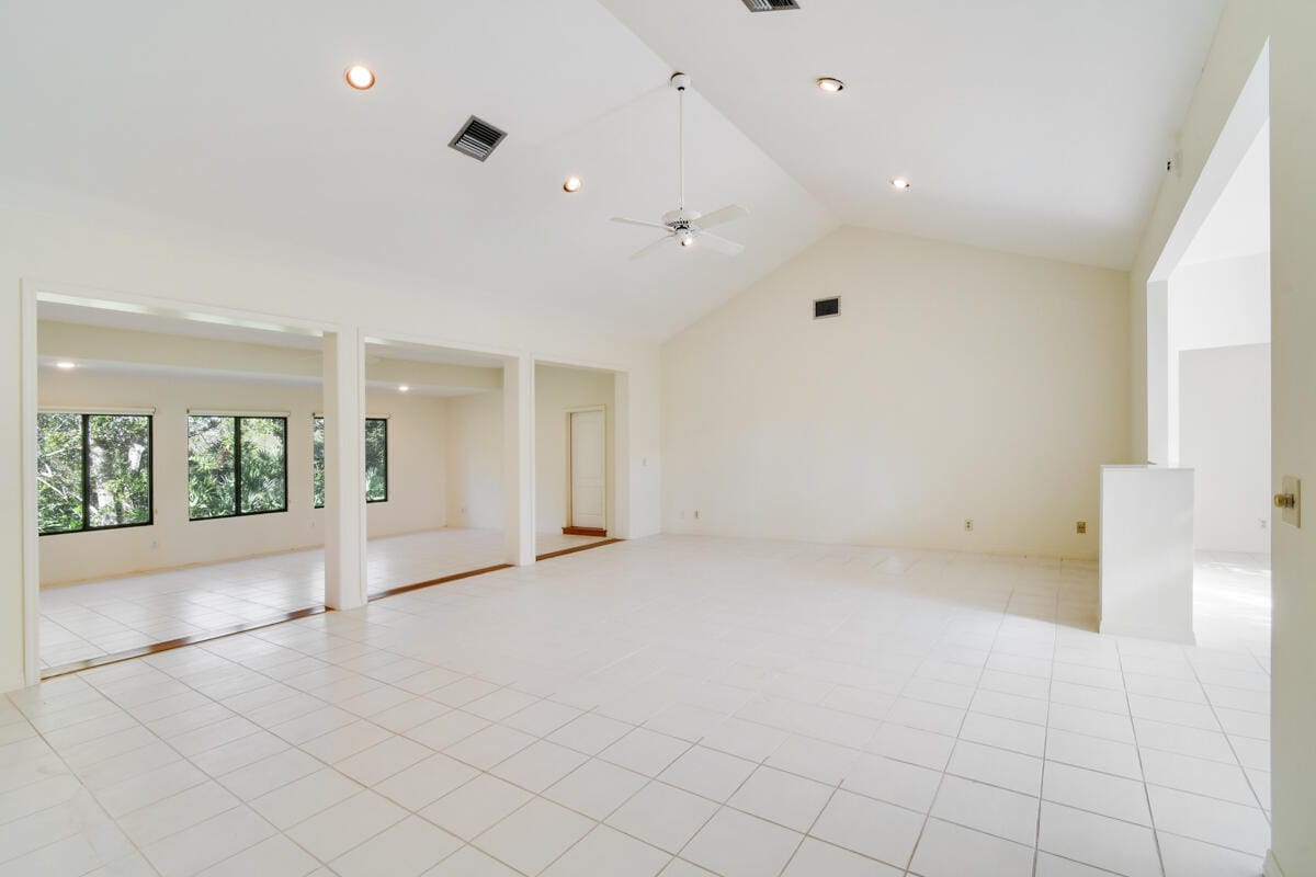 1828 NW Buttonbush Circle — photo 11