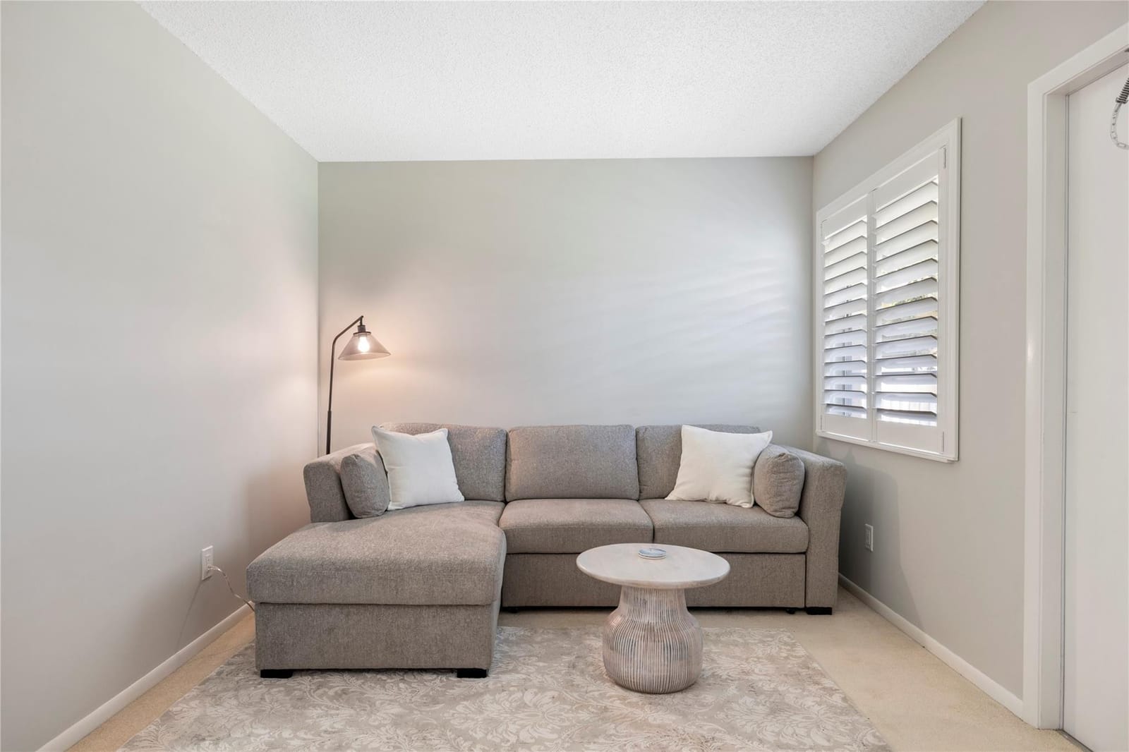 27 Vista Gardens Trail 204 — photo 6