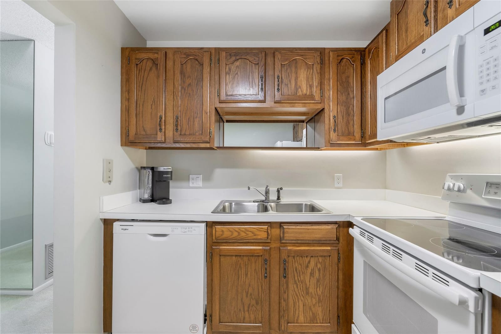 27 Vista Gardens Trail 204 — photo 8