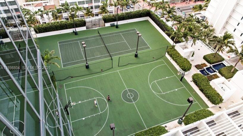2201 Collins Avenue 626 — photo 10