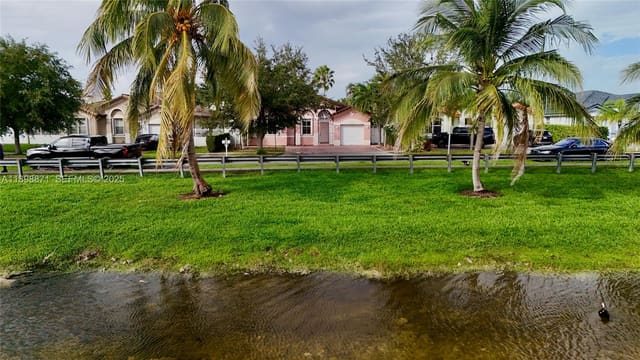 15451 SW 22nd Terrace, sold in Century Estates 1st, Miami, FL