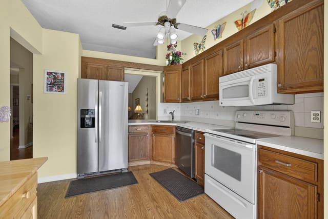 2641 Gately Drive W 102, West Palm Beach, FL 33415