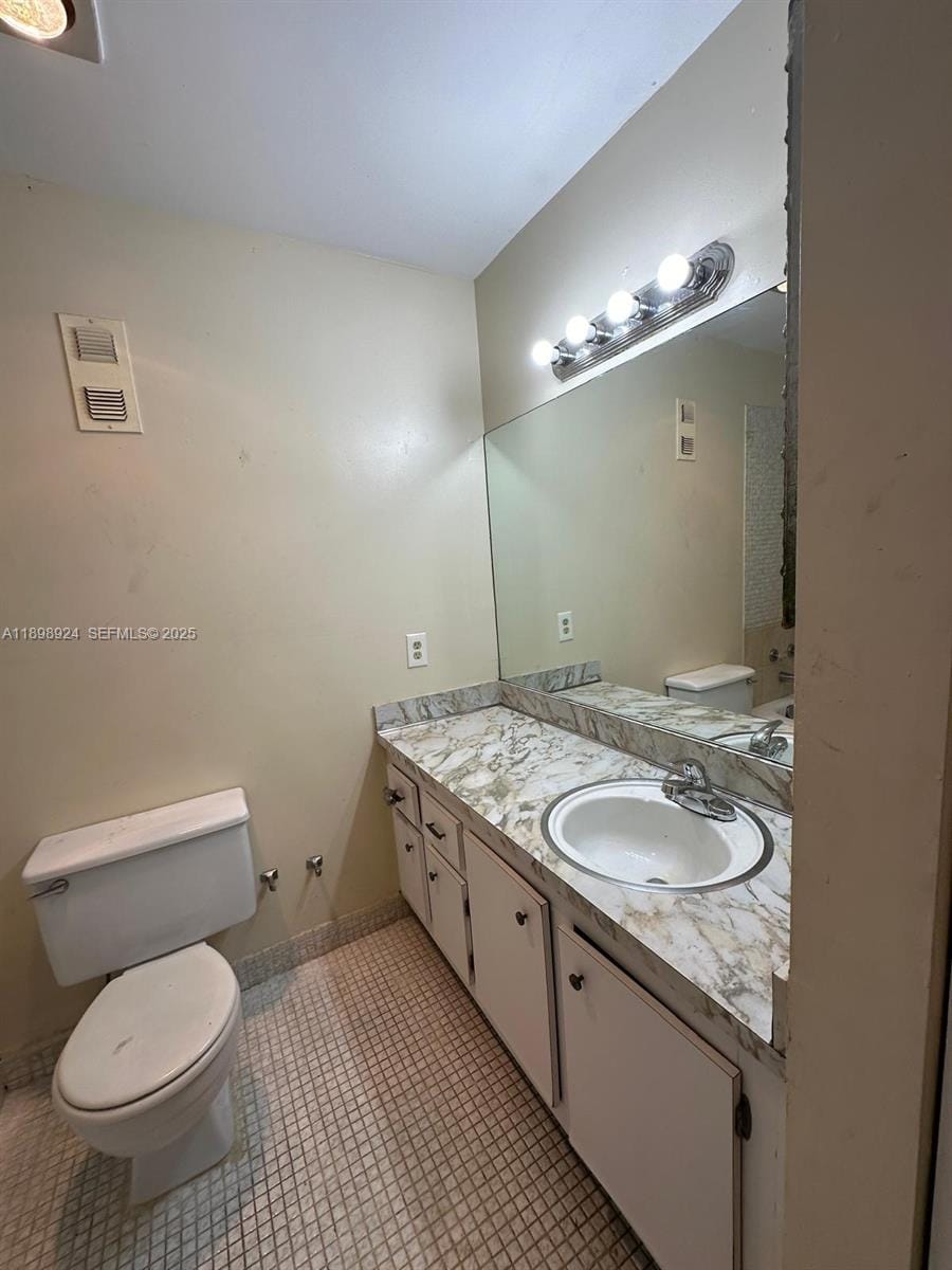2051 NW 46th Avenue F102, Lauderhill, FL 33313 photo 25