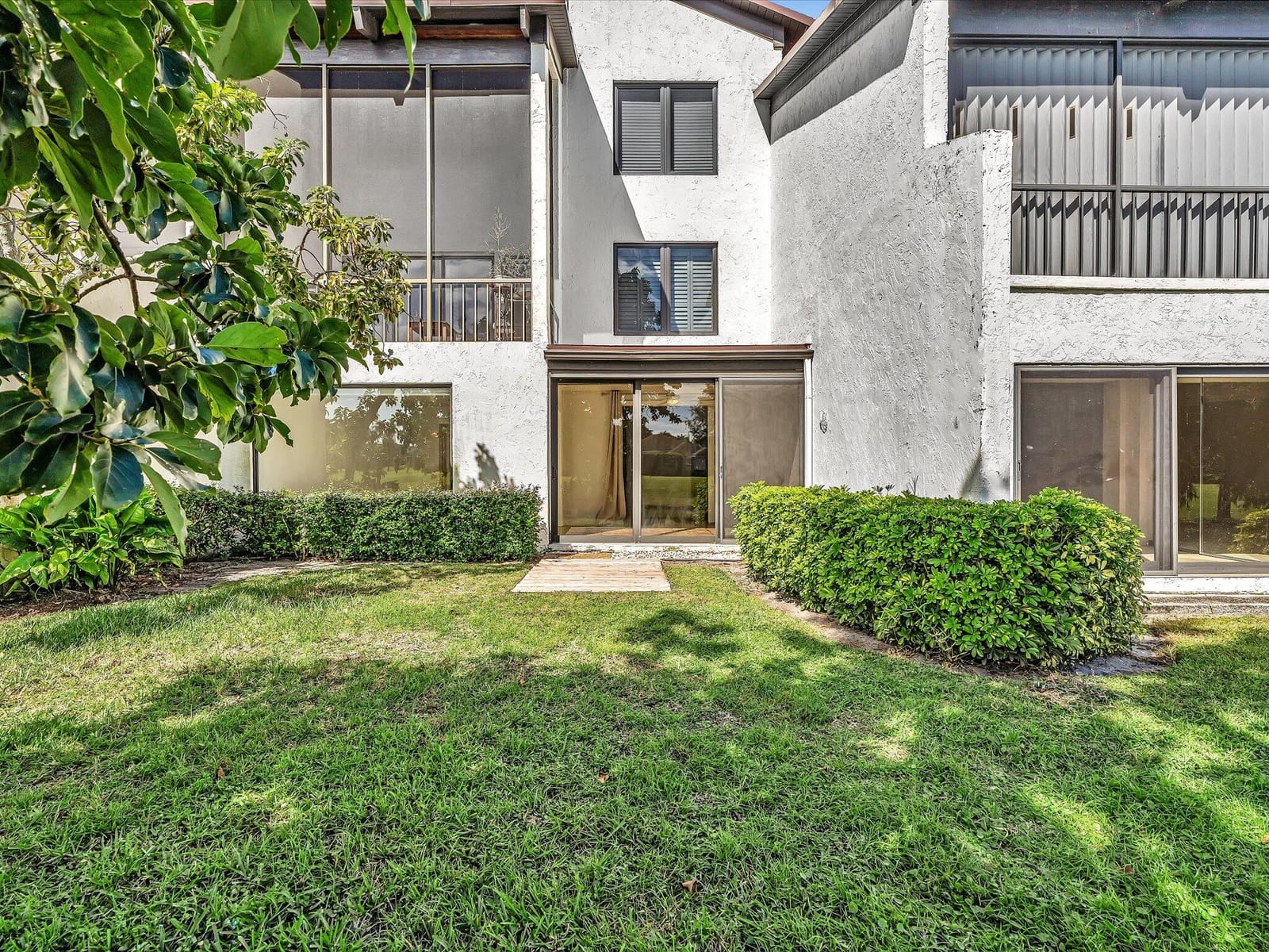 900 Greensward Lane 103-G, Delray Beach, FL 33445 photo 23