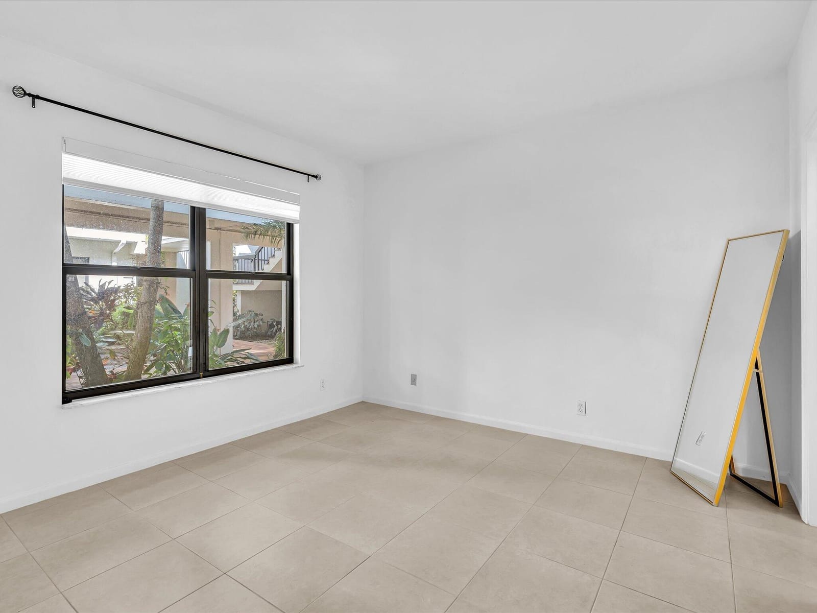 900 Greensward Lane 103-G, Delray Beach, FL 33445 photo 8