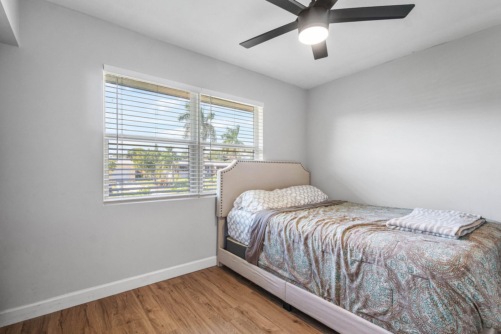 826 Small Drive, Lake Worth Beach, FL 33461 photo 14