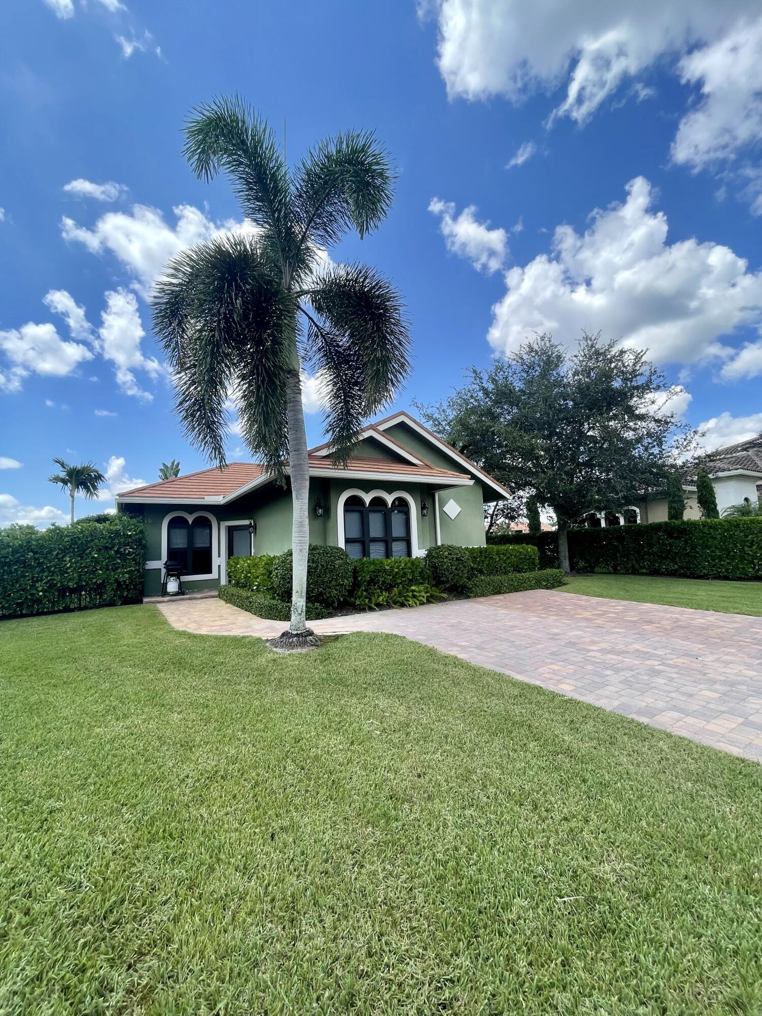 15590 Hawker Lane, Wellington, FL 33414, Wellington