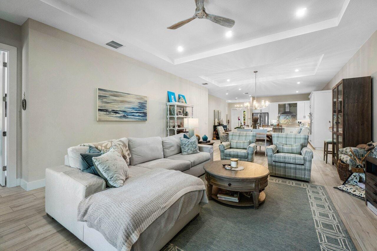 3049 Safflower Circle, West Palm Beach, FL 33401 photo 11