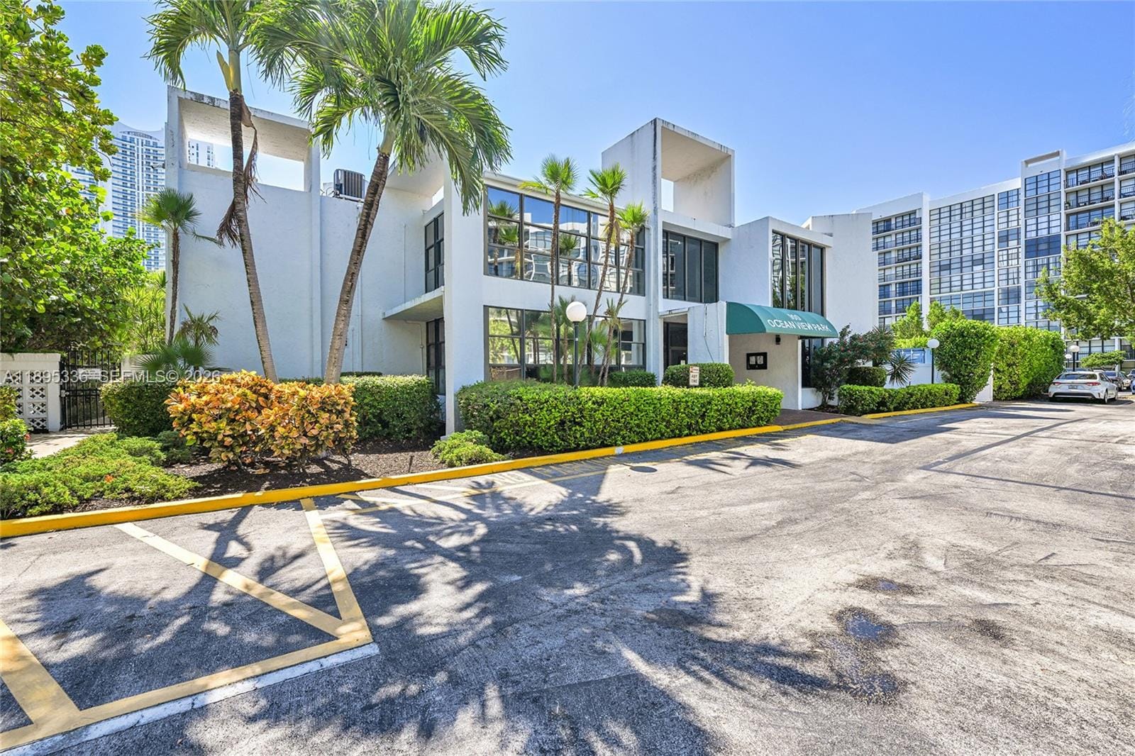 800 Parkview Drive 605, Hallandale Beach, FL 33009 photo 30