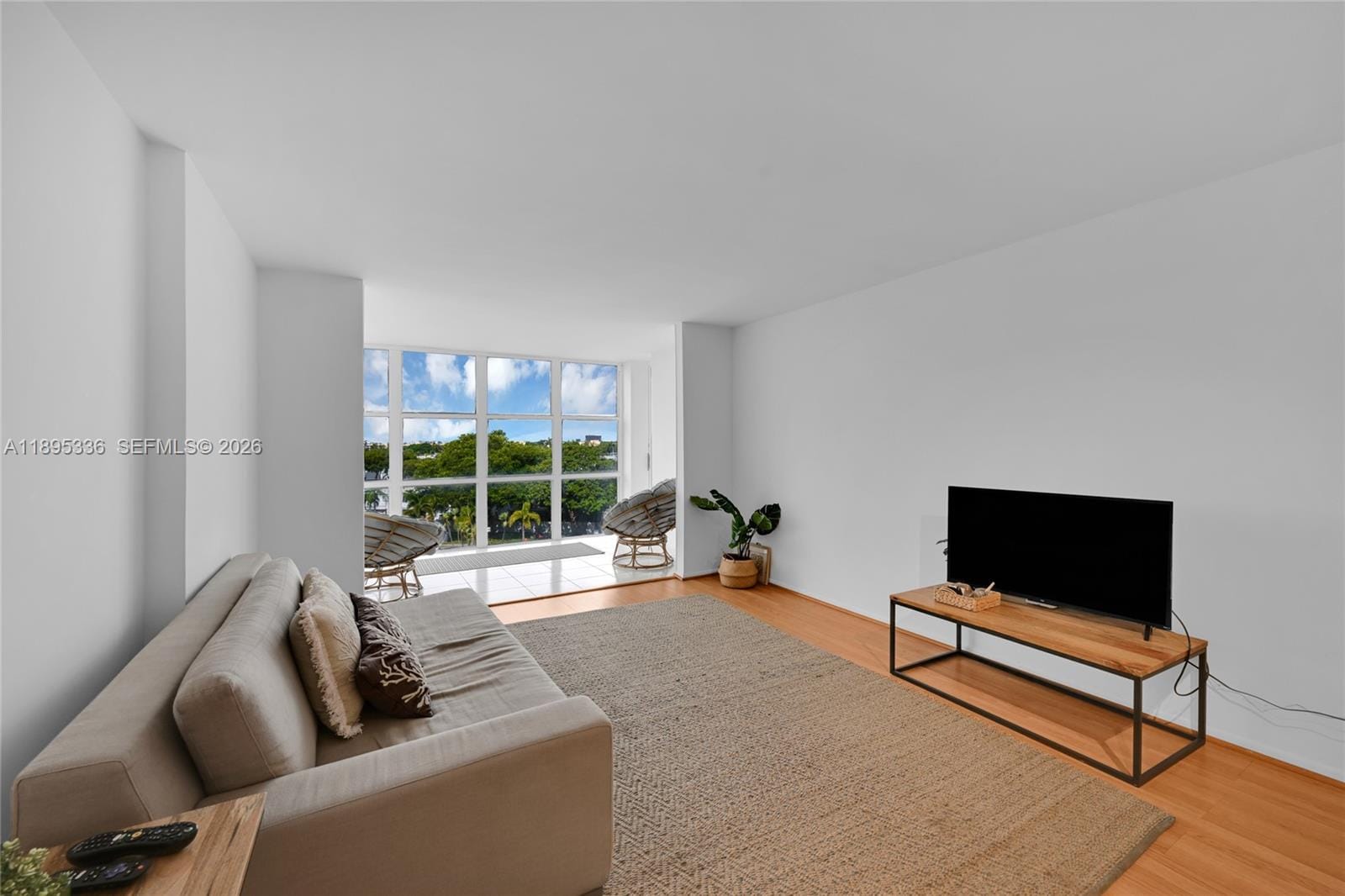 800 Parkview Drive 605, Hallandale Beach, FL 33009 photo 4
