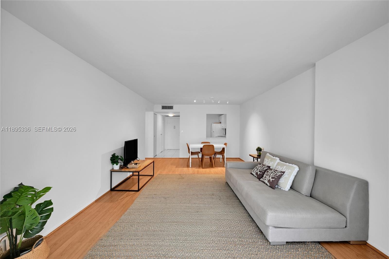 800 Parkview Drive 605, Hallandale Beach, FL 33009 photo 6