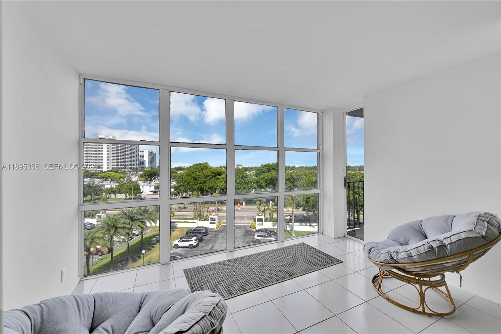 800 Parkview Drive 605, Hallandale Beach, FL 33009 photo 8