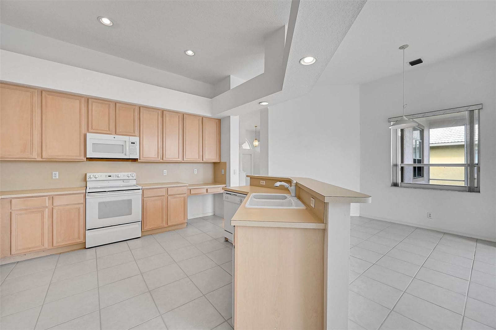 5045 NW 57th Way, Coral Springs, FL 33067 photo 14