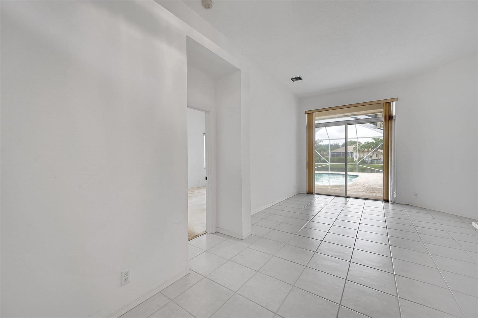 5045 NW 57th Way — photo 6