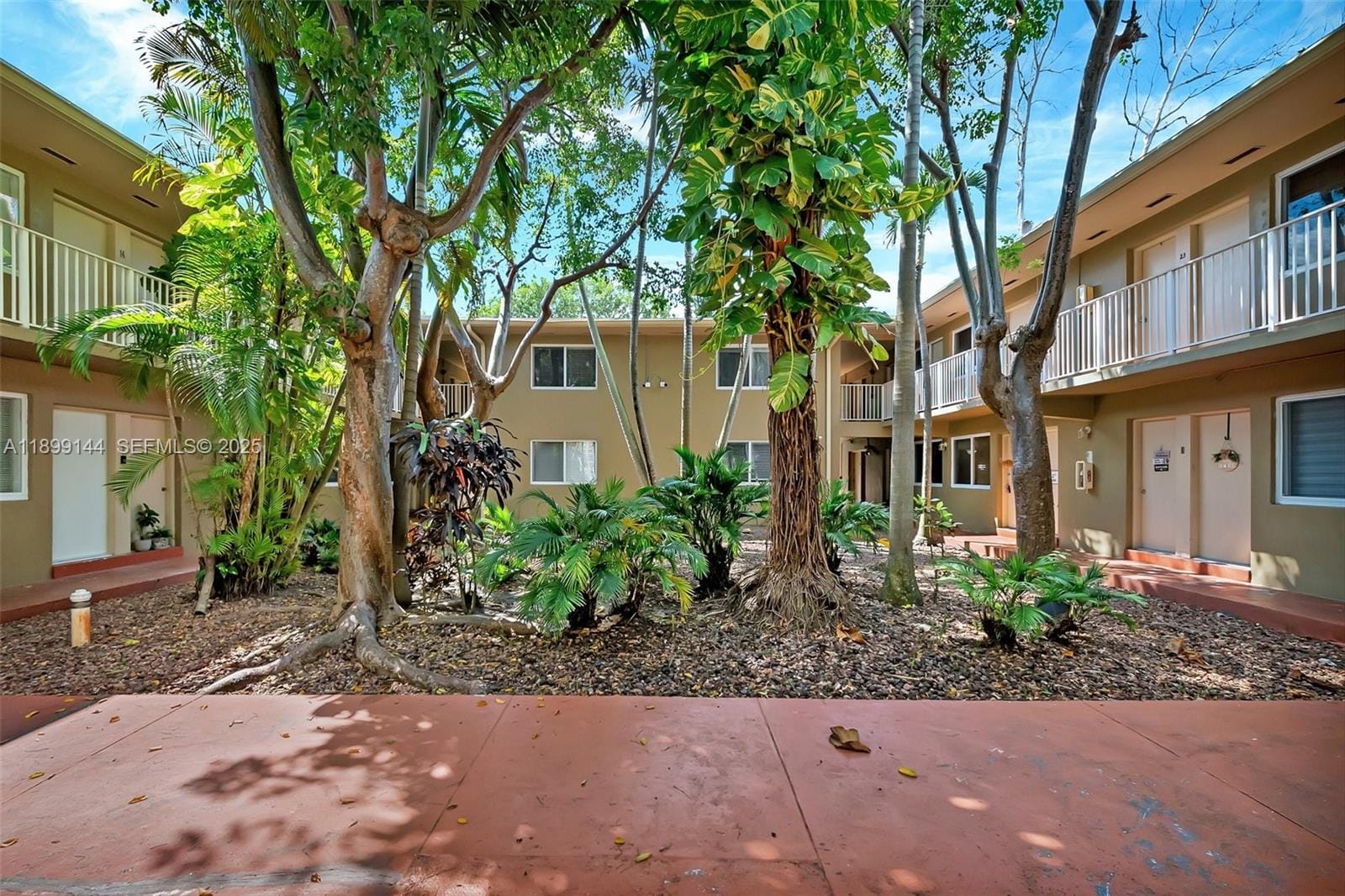6310 SW 79th Street 19, South Miami, FL 33143