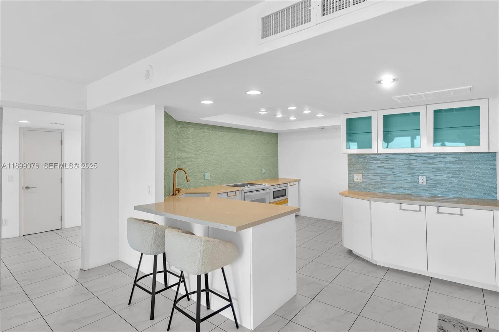 2425 Presidential Way 2003, West Palm Beach, FL 33401 photo 16