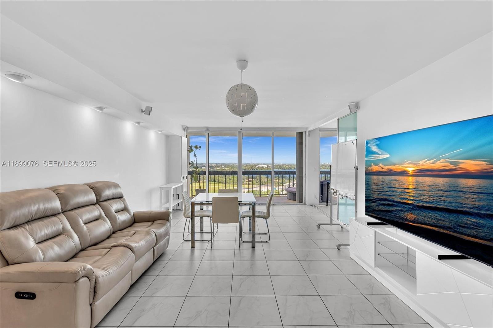 2425 Presidential Way 2003, West Palm Beach, FL 33401 photo 4