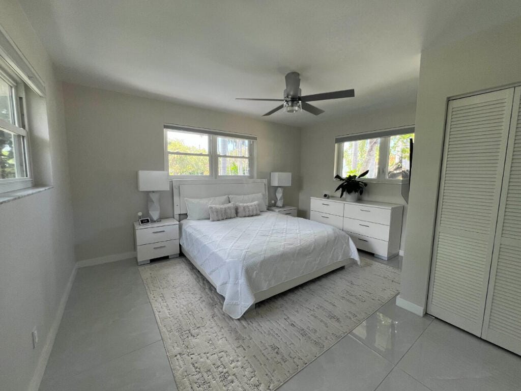1042 Tyler Street — photo 9