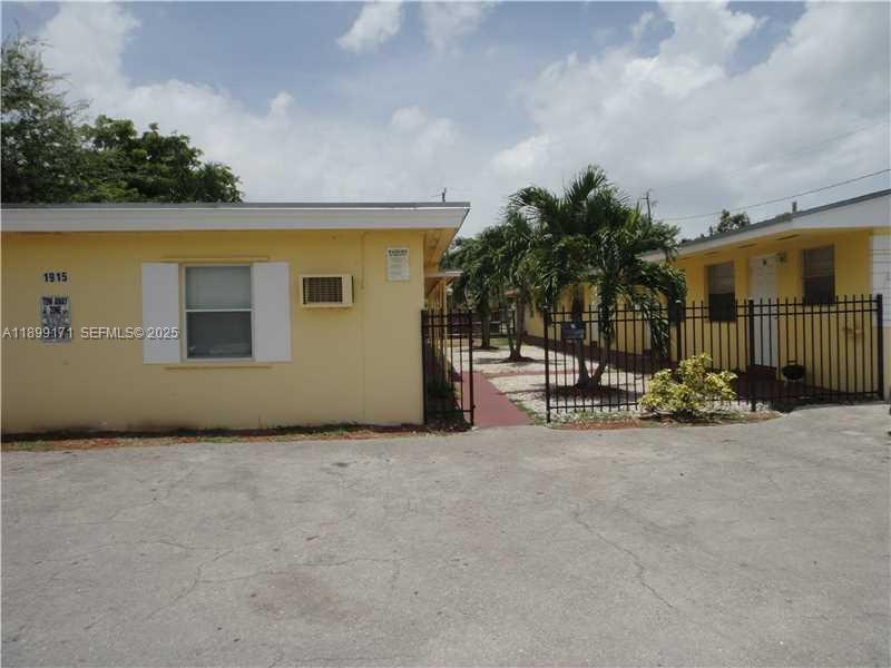 1915 Fletcher Street W2, Hollywood, FL 33020, Hollywood
