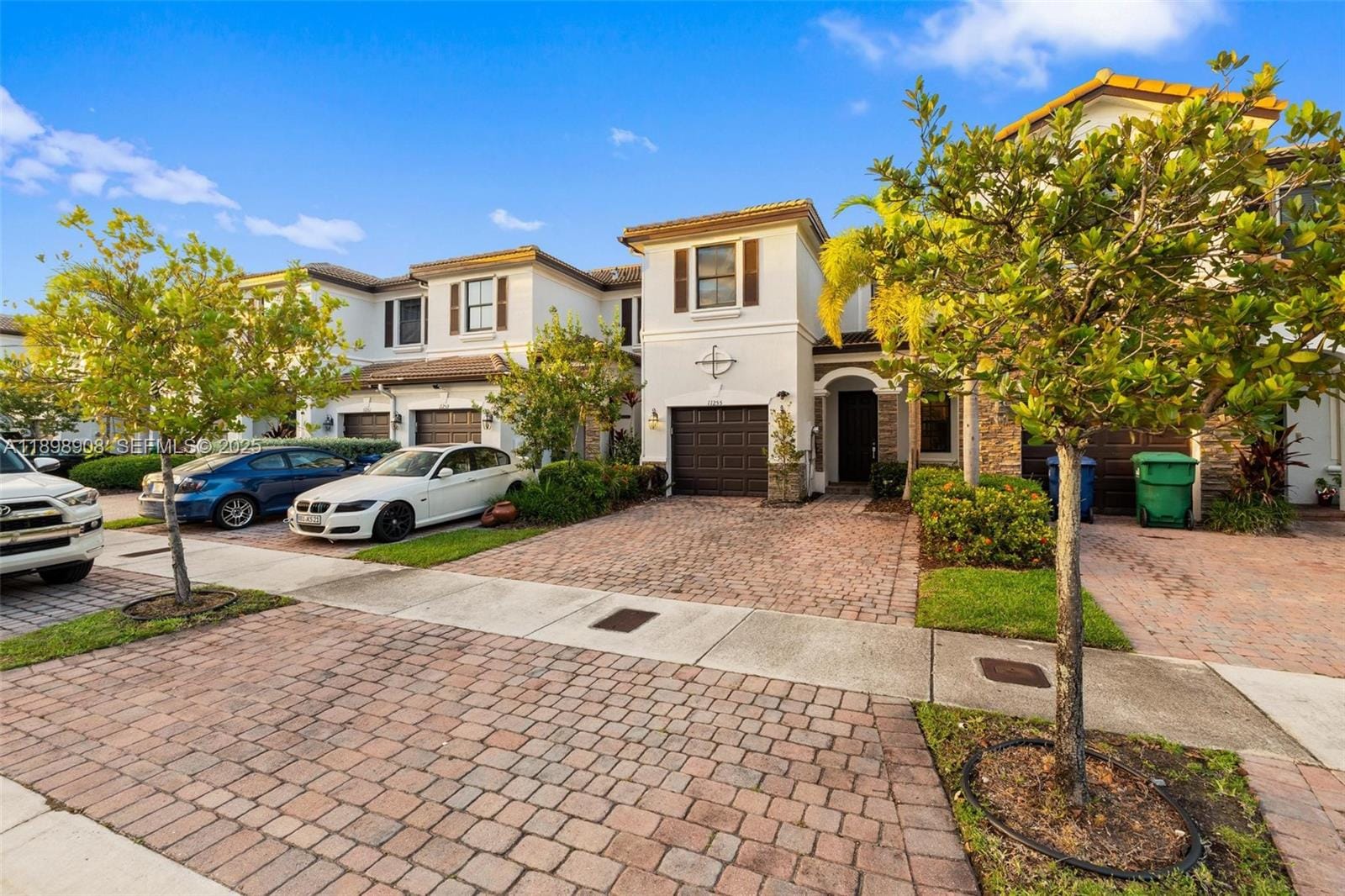11255 NW 88th Street, Doral, FL 33178 photo 2