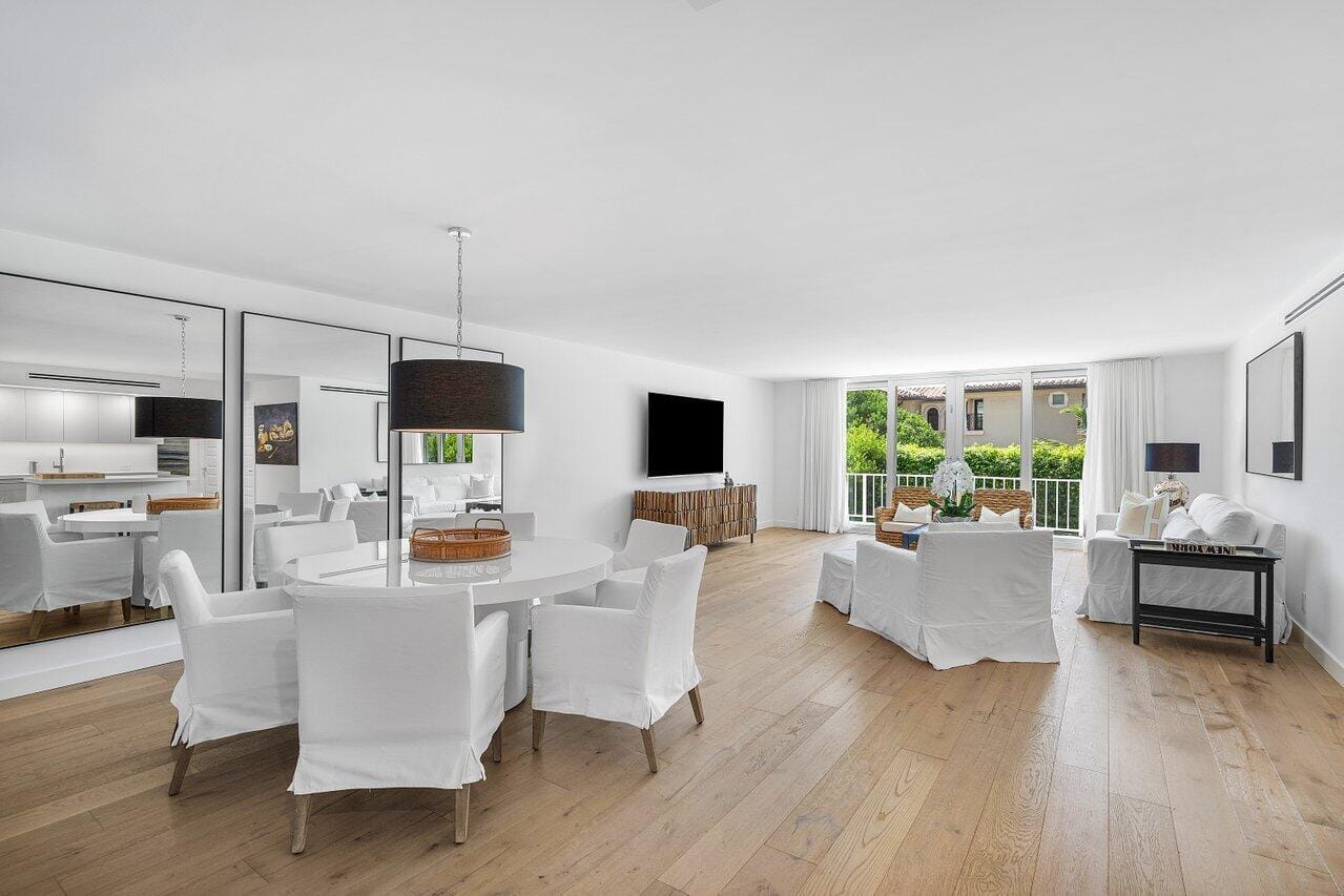 100 Worth Avenue 220, Palm Beach, FL 33480 photo 3
