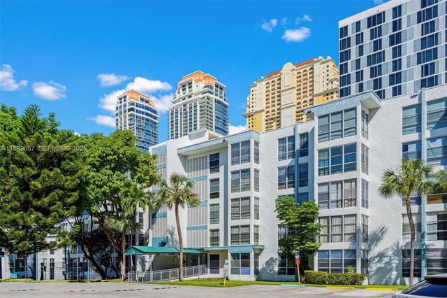 17620 Atlantic Boulevard 316, sold in Avila Condo, Sunny Isles Beach, FL