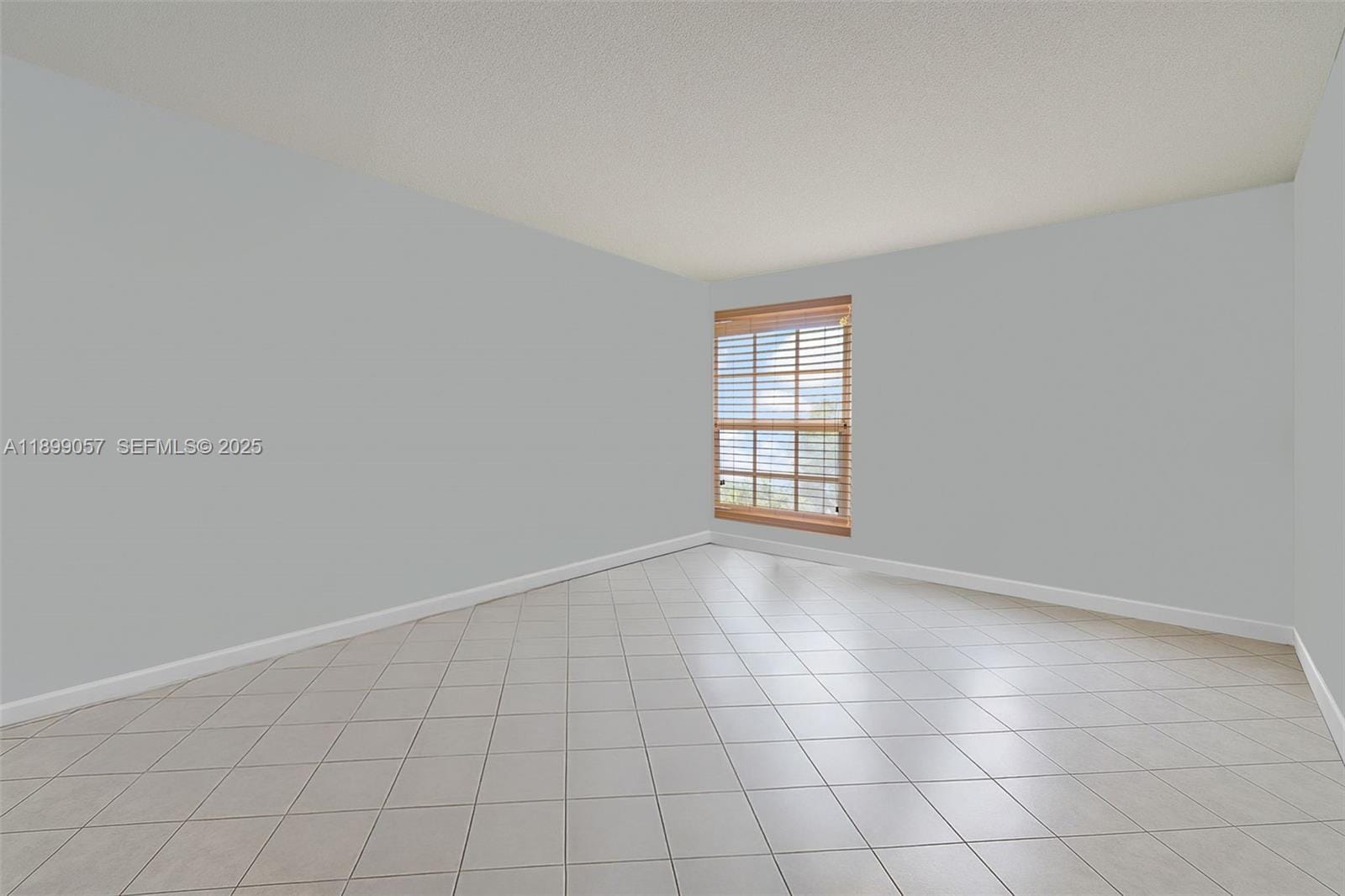 17620 Atlantic Boulevard 316, Sunny Isles Beach, FL 33160 photo 11