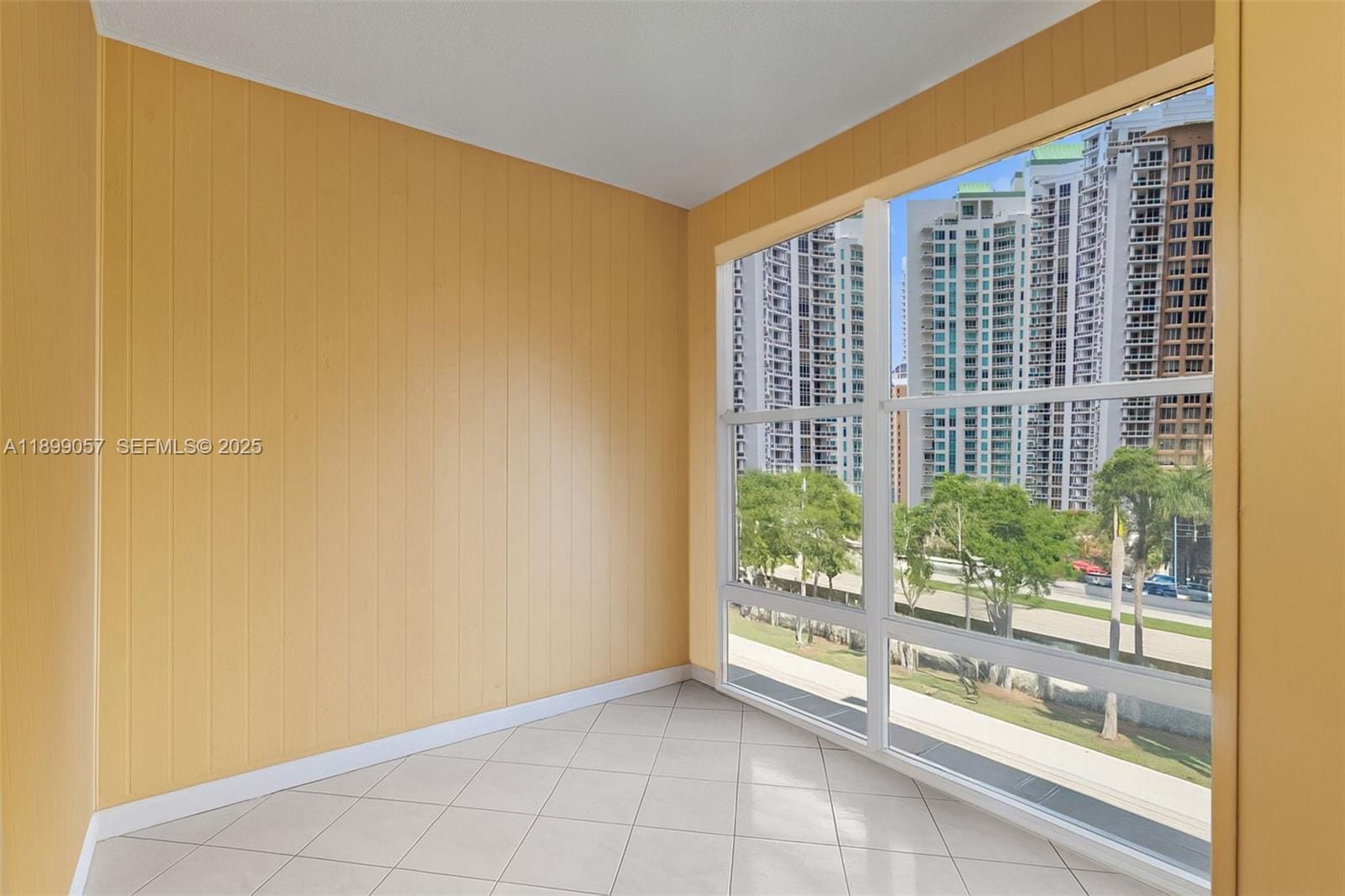 17620 Atlantic Boulevard 316, Sunny Isles Beach, FL 33160 photo 8