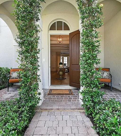 136 Segovia Way, Jupiter, FL 33458 photo 3